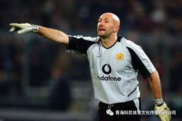  图卢兹年轻门将横空出世，多次扑救成就全场最佳